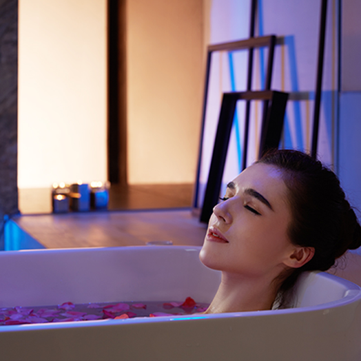 阿波羅智能浴缸-遠程操控 智慧生活